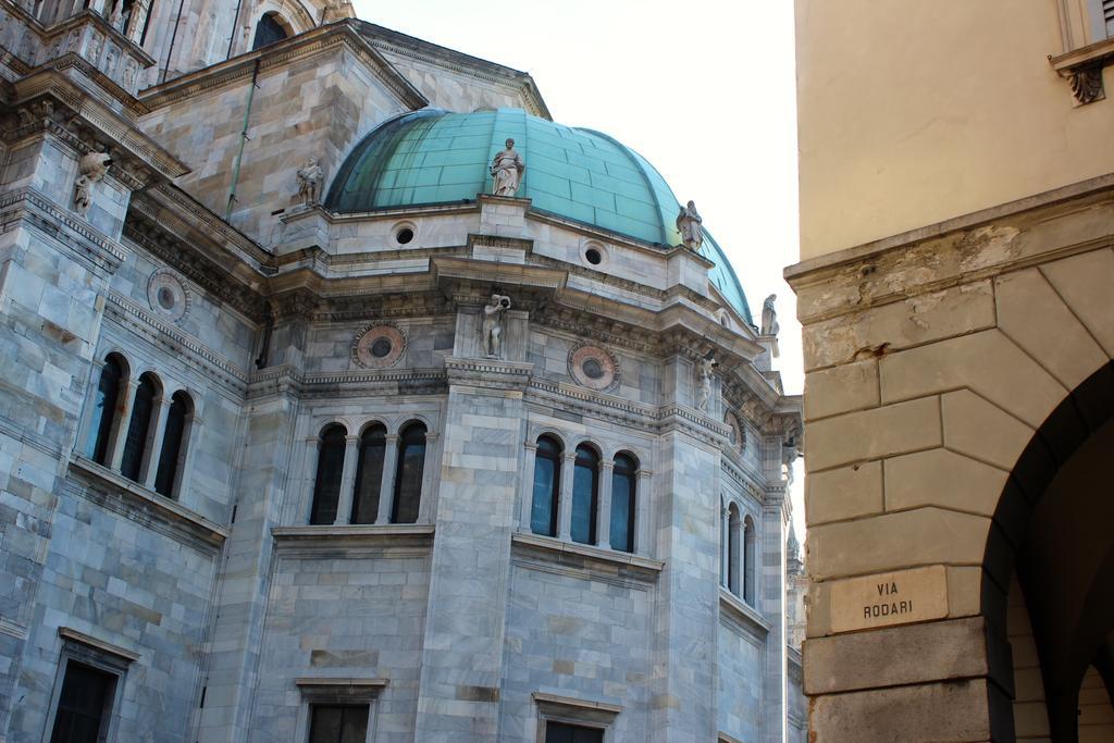 Le Stanze Del Lago Apartments Como Luaran gambar
