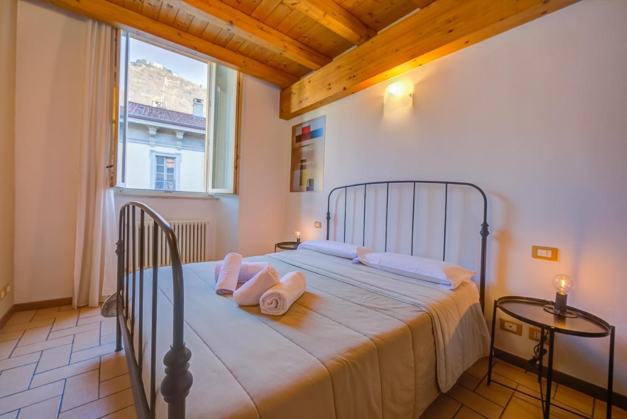 Le Stanze Del Lago Apartments Como Luaran gambar